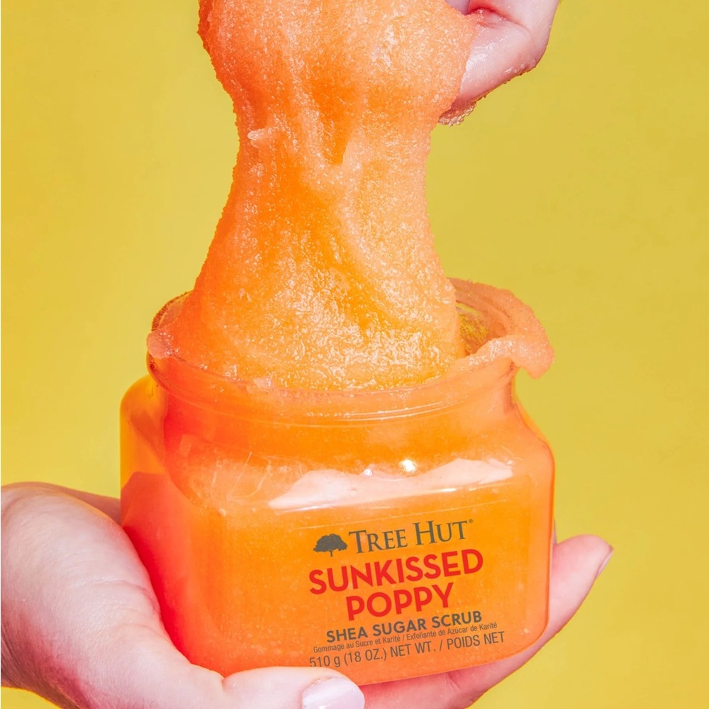 Sunkissed Poppy Tree Hut Shea Sugar Scrub - Brand New